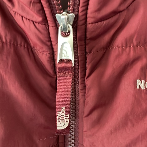 The North Face Puffer Vest - Picture 3 of 8